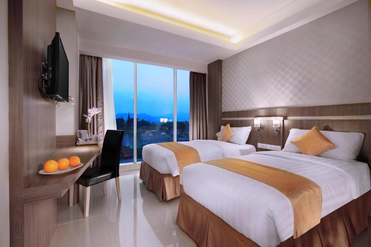 Aston Lampung City Hotel Bandar Lampung Ngoại thất bức ảnh