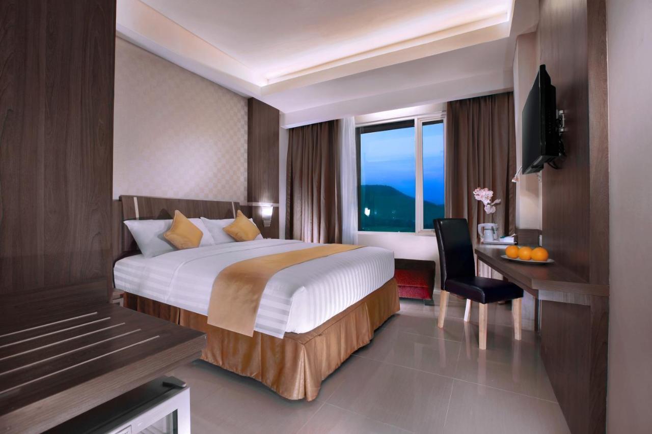 Aston Lampung City Hotel Bandar Lampung Ngoại thất bức ảnh