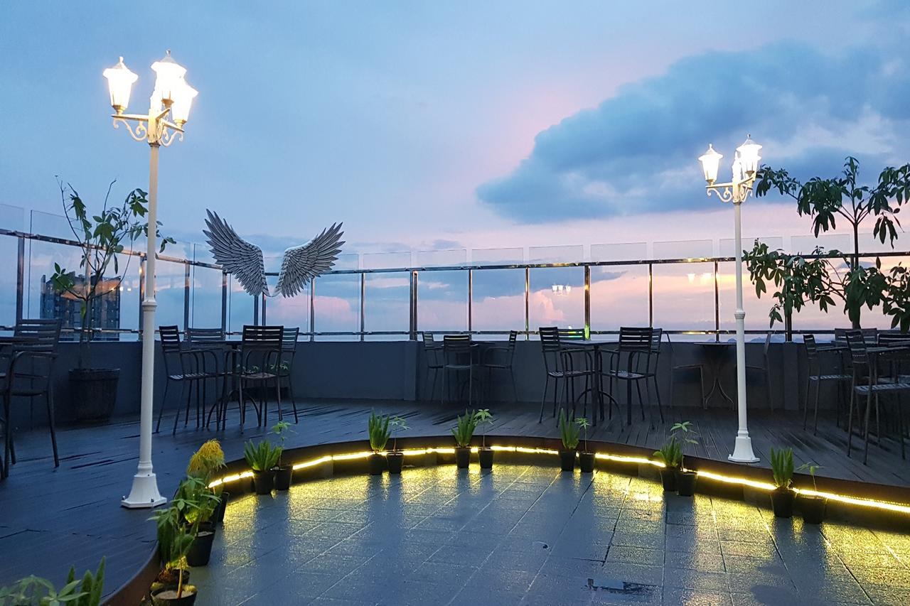 Aston Lampung City Hotel Bandar Lampung Ngoại thất bức ảnh