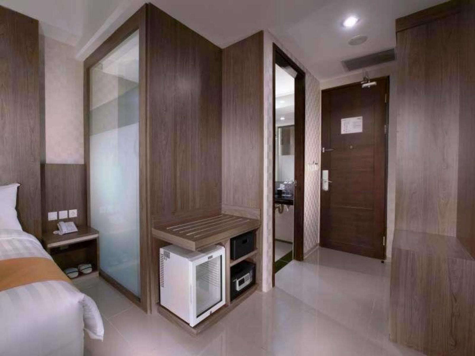 Aston Lampung City Hotel Bandar Lampung Ngoại thất bức ảnh